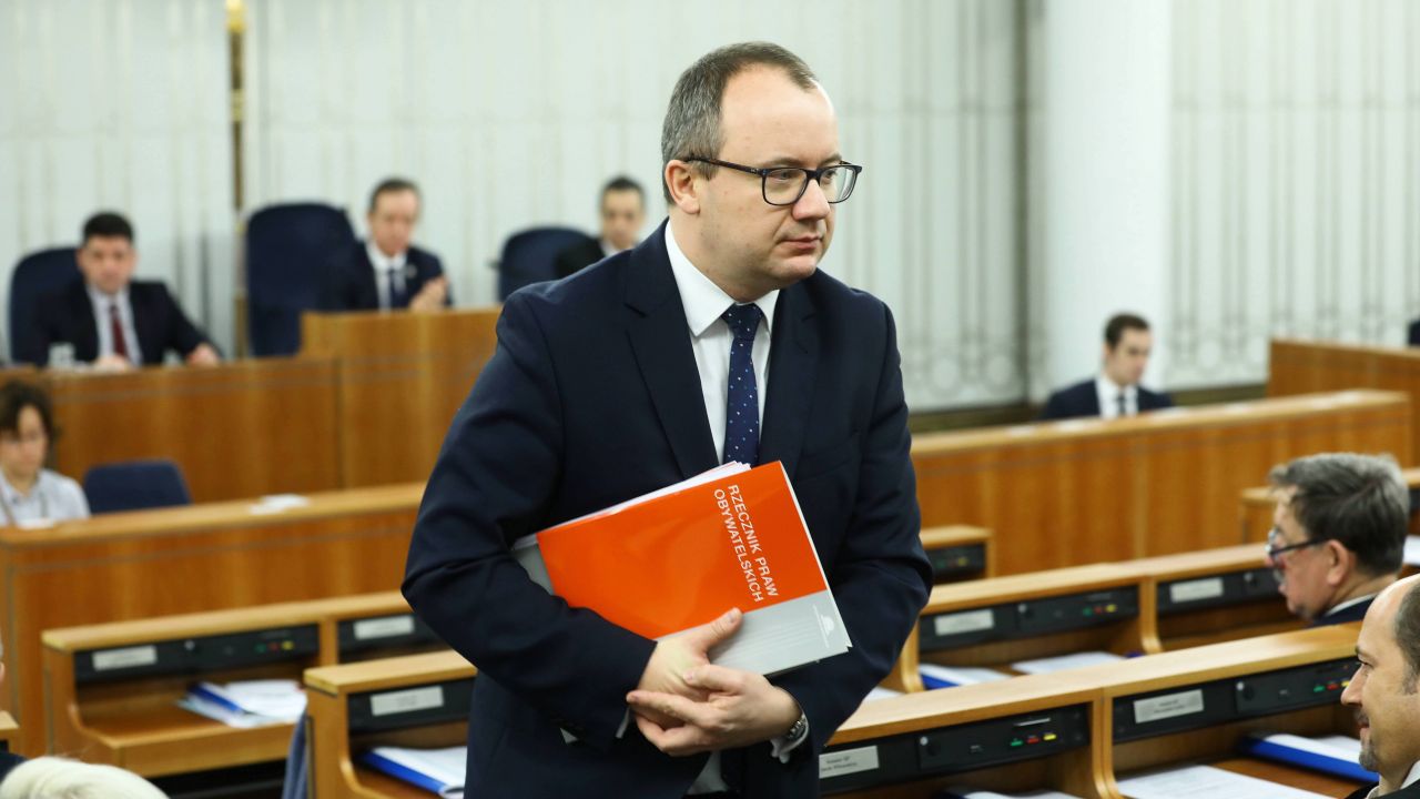 Senat chciał, by obywatel zapłacił 292 zł. Jest komentarz ...