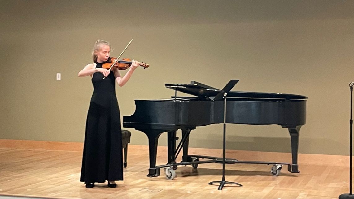 USA: Timeless Dialogues Koncert Muzyki Klasycznej, fot. Formularz TVP Polonia / Secretary of the Board of Directors Helena Modjeska Art and Culture Club in Los Angeles Beata Czajkowska