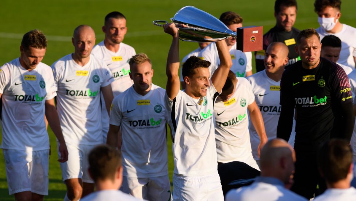 Pilka Nozna Swojska Banda Na Salonach Co Da Pko Ekstraklasie Awans Warty Poznan Sport Tvp Pl