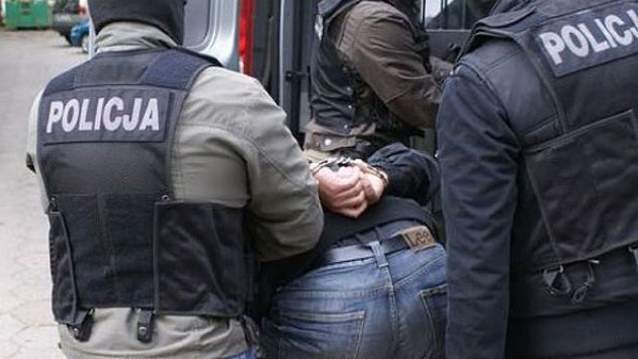 Policja, niemal doszczętnie rozbiła bandę Rafała B. (fot. policja) Policja, niemal doszczętnie rozbiła bandę Rafała B. (fot. policja)