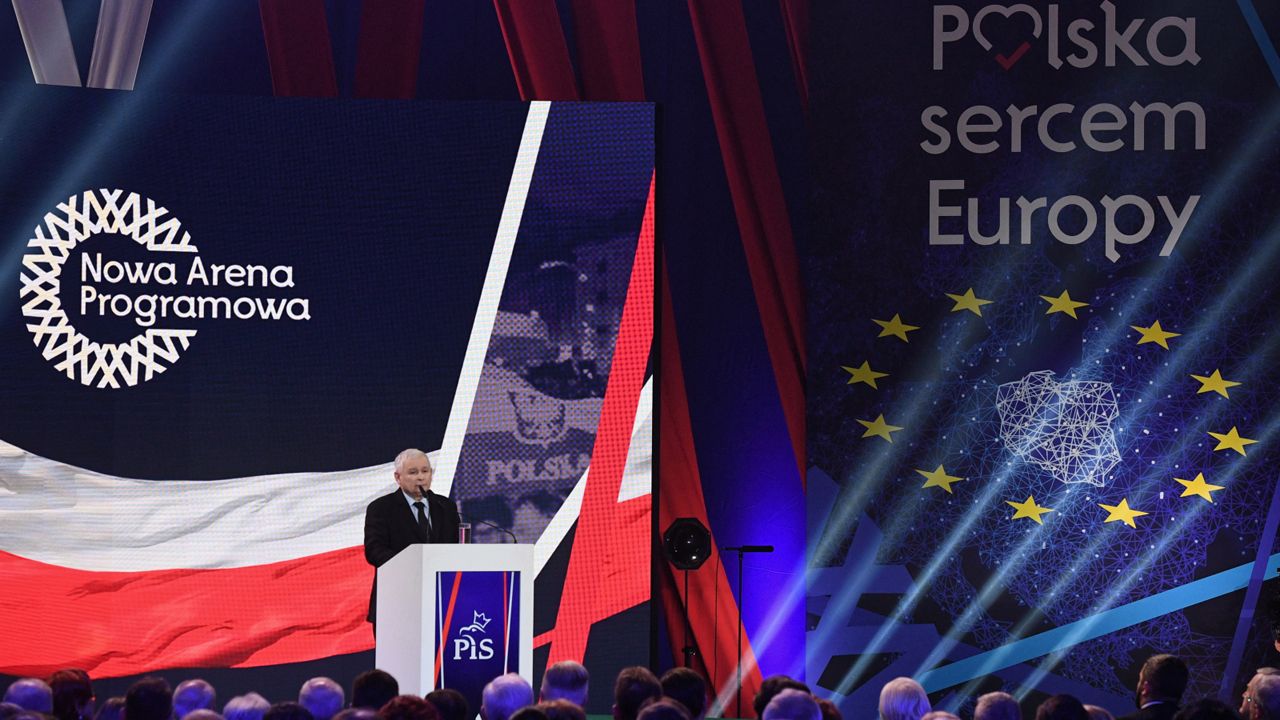 Jarosław Kaczyński na konwencji Prawa i Sprawiedliwości (fot. PAP/Radek Pietruszka)