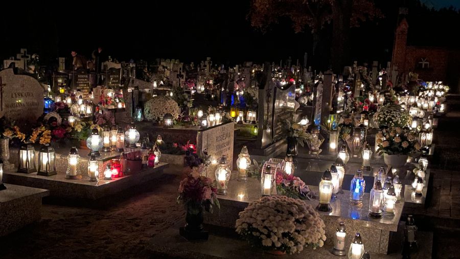 Dzień Zaduszny, święto 2 listopada, Zaduszki (fot. Natalia Paluszkiewicz)