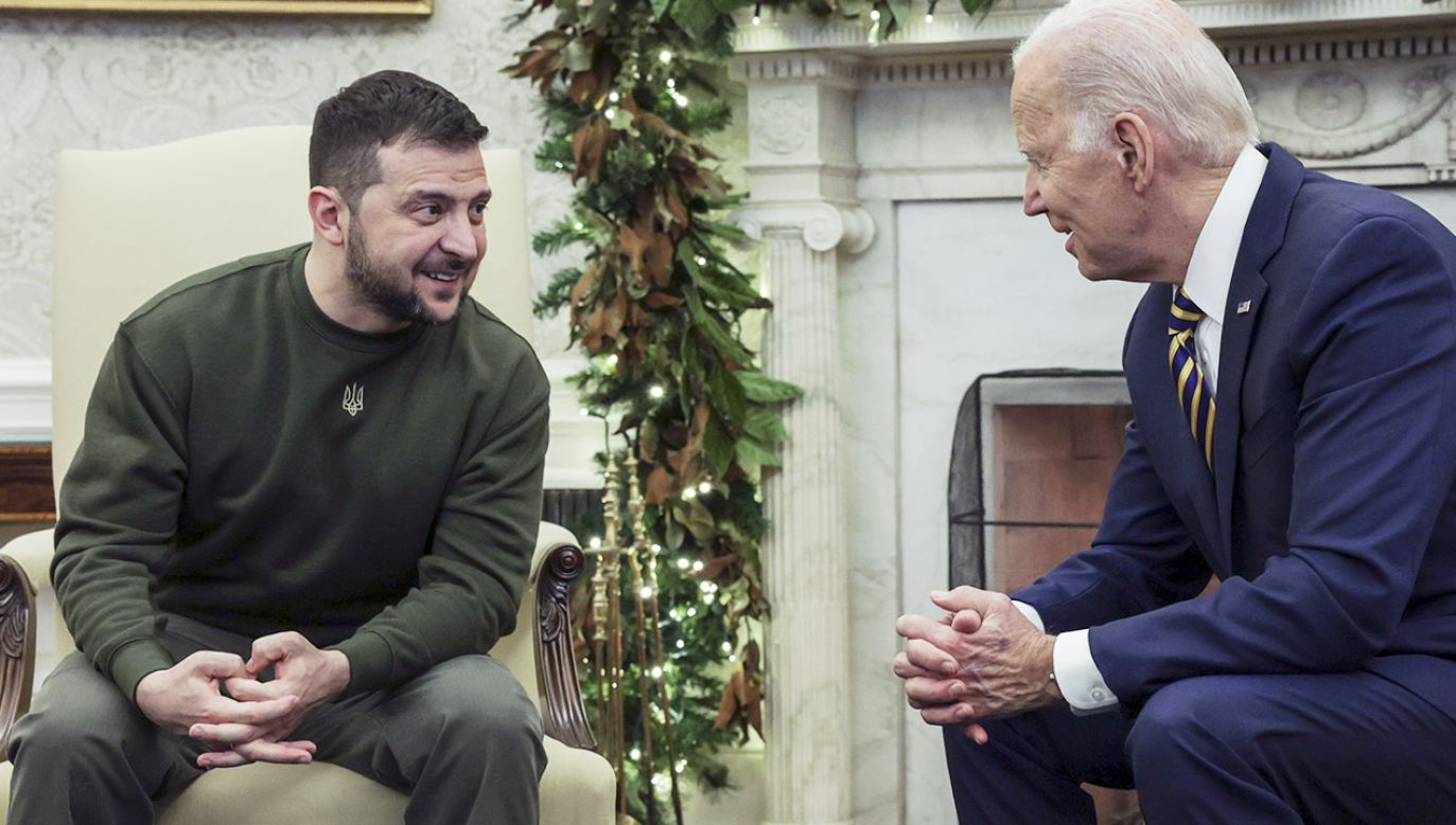 Wołodymyr Zełenski i Joe Biden (fot. Alex Wong/Getty Images)