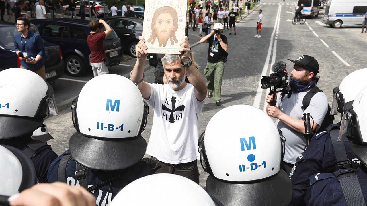 W reakcji na Marsz Równości zgłoszono ponad 60 kontrmanifestacji (fot. arch. PAP/Artur Reszko)