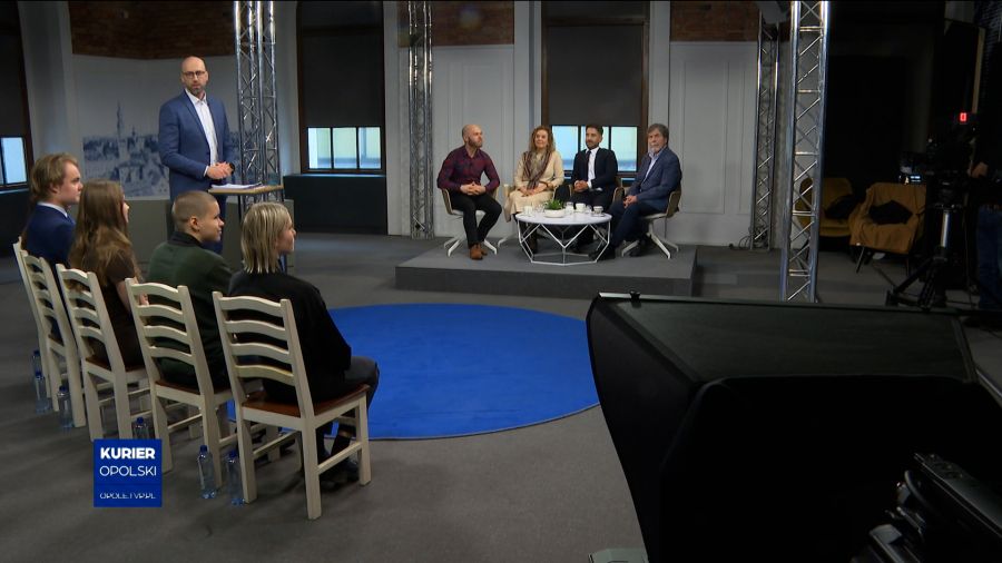 Internetowy hejt, dezinformacja i kłamstwo. To temat kolejnej Debaty TVP3 Opole