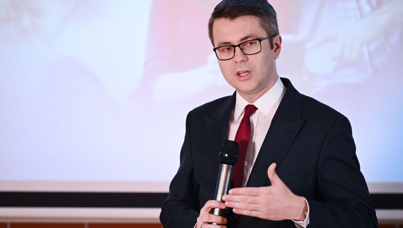 Piotr Müller (fot. PAP/Marcin Gadomski)