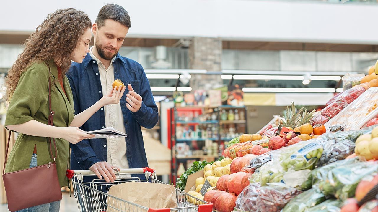 Polityka żywieniowa może zmienić zachowania zakupowe (fot. Shutterstock)