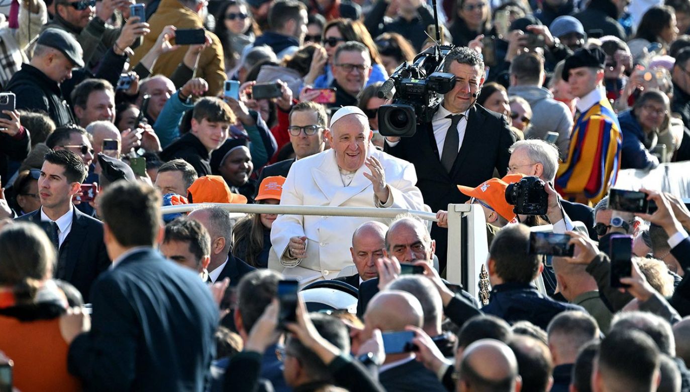 Papież Franciszek w Watykanie (fot. PAP/EPA/ETTORE FERRARI)