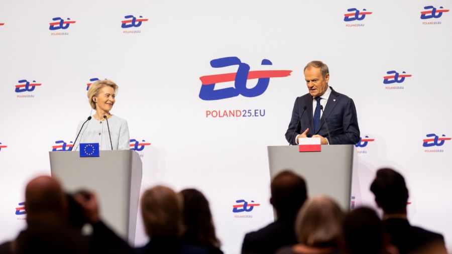 Ursula von der Leyen i Donald Tusk (Fot. Getty Images) 
