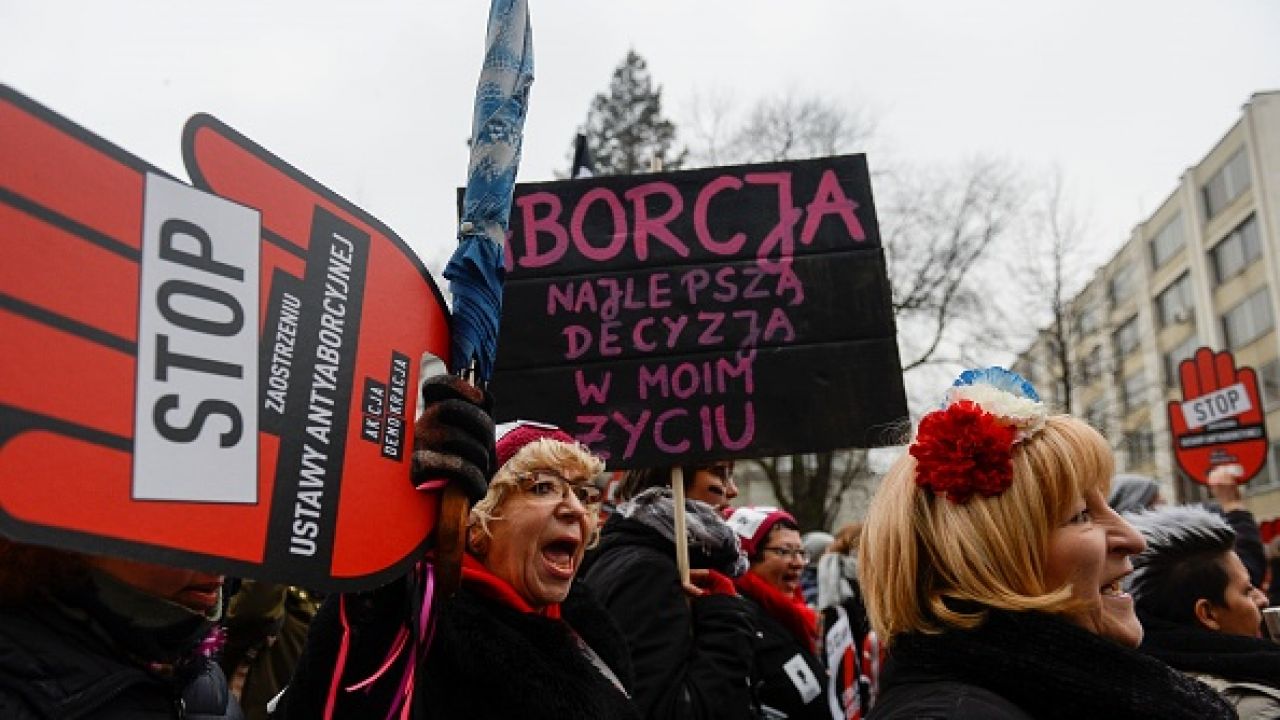 Stał Blady Pod ścianą Kiedy Pastorowie Zabierali Nemeczkowi Kulki M. Trzaskowska chce angażować się w sprawy kobiet i przypomina udział w