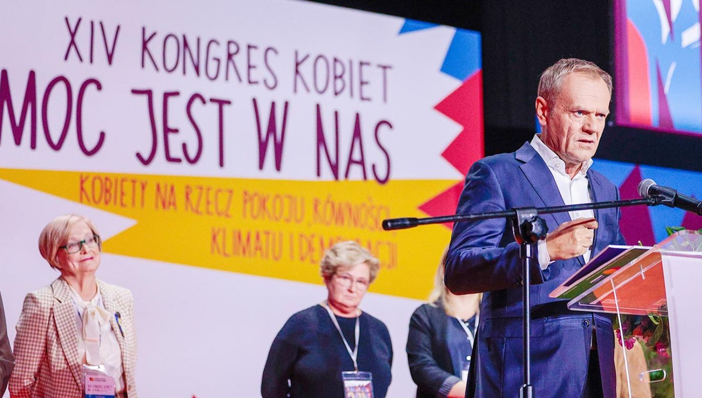 Donald Tusk podczas Kongresu Kobiet (fot. Krzysztof Zatycki / Forum)