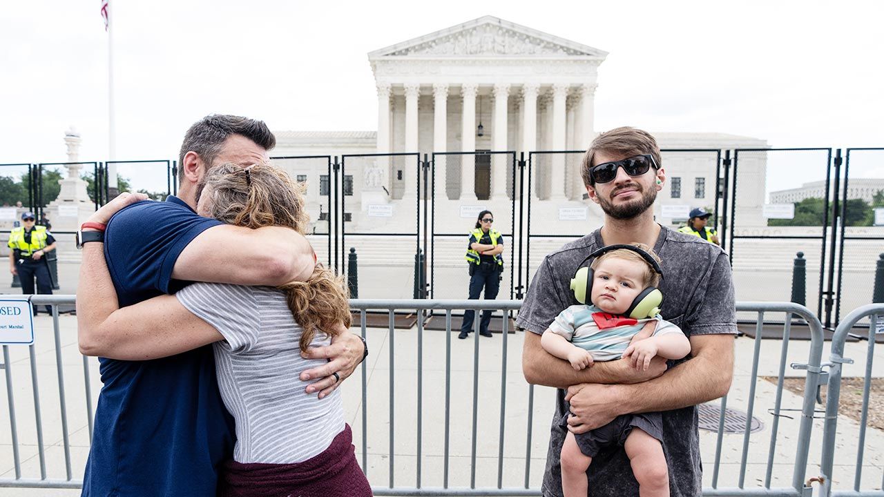 Pod Sądem Najwyższym USA zebrali się przedstawiciele organizacji pro-life (fot. Bill Clark/CQ-Roll Call, Inc via Getty Images)