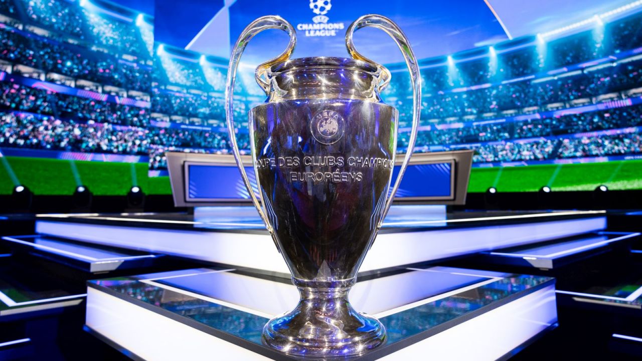 Trofeum, o które walczą uczestnicy Ligi Mistrzów UEFA (fot. Getty Images)
