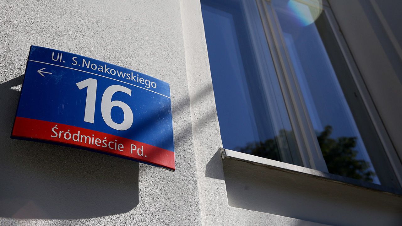 Budynek przy ulicy Noakowskiego 16 w Warszawie (fot. arch. PAP/ Tomasz Gzell) Budynek przy ulicy Noakowskiego 16 w Warszawie (fot. arch. PAP/ Tomasz Gzell)