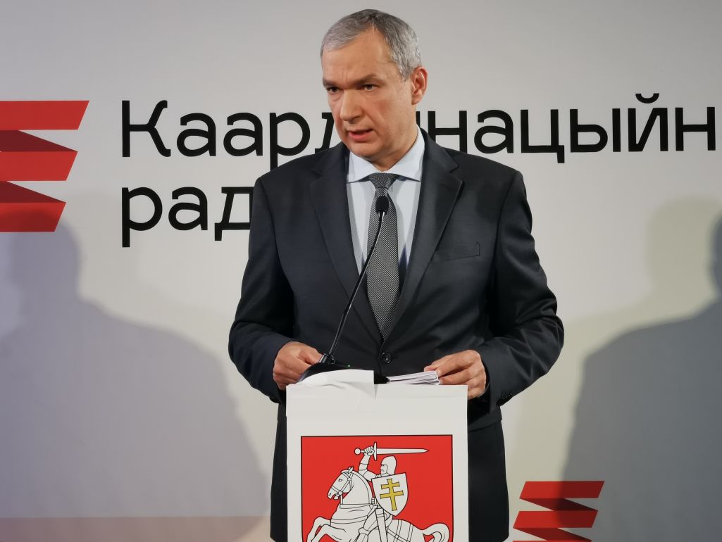 Павел Латушка падчас слуханняў у Каардынацыйнай радзе. Варшава, Польшча. 4 жніўня 2023 года. (Фота: Белсат)