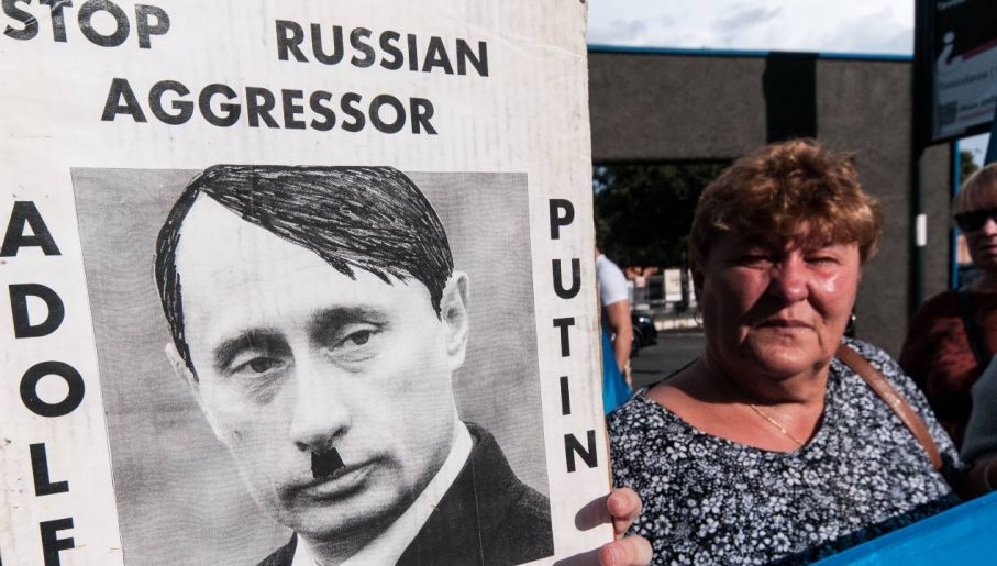 Putin jest zbrodniarzem wojennym (fot. Andrea Ronchini/NurPhoto via Getty Images)