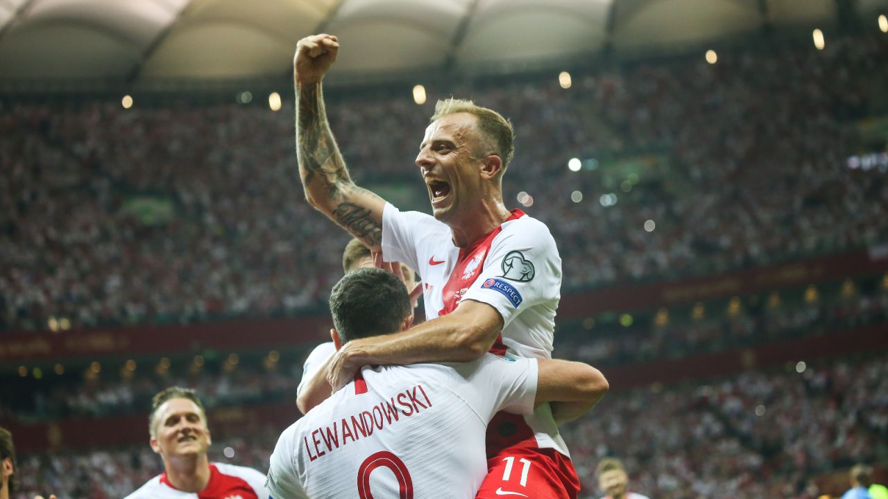 Na głównym planie: Kamil Grosicki (fot. Getty Images)