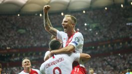 Na głównym planie: Kamil Grosicki (fot. Getty Images) Na głównym planie: Kamil Grosicki (fot. Getty Images)