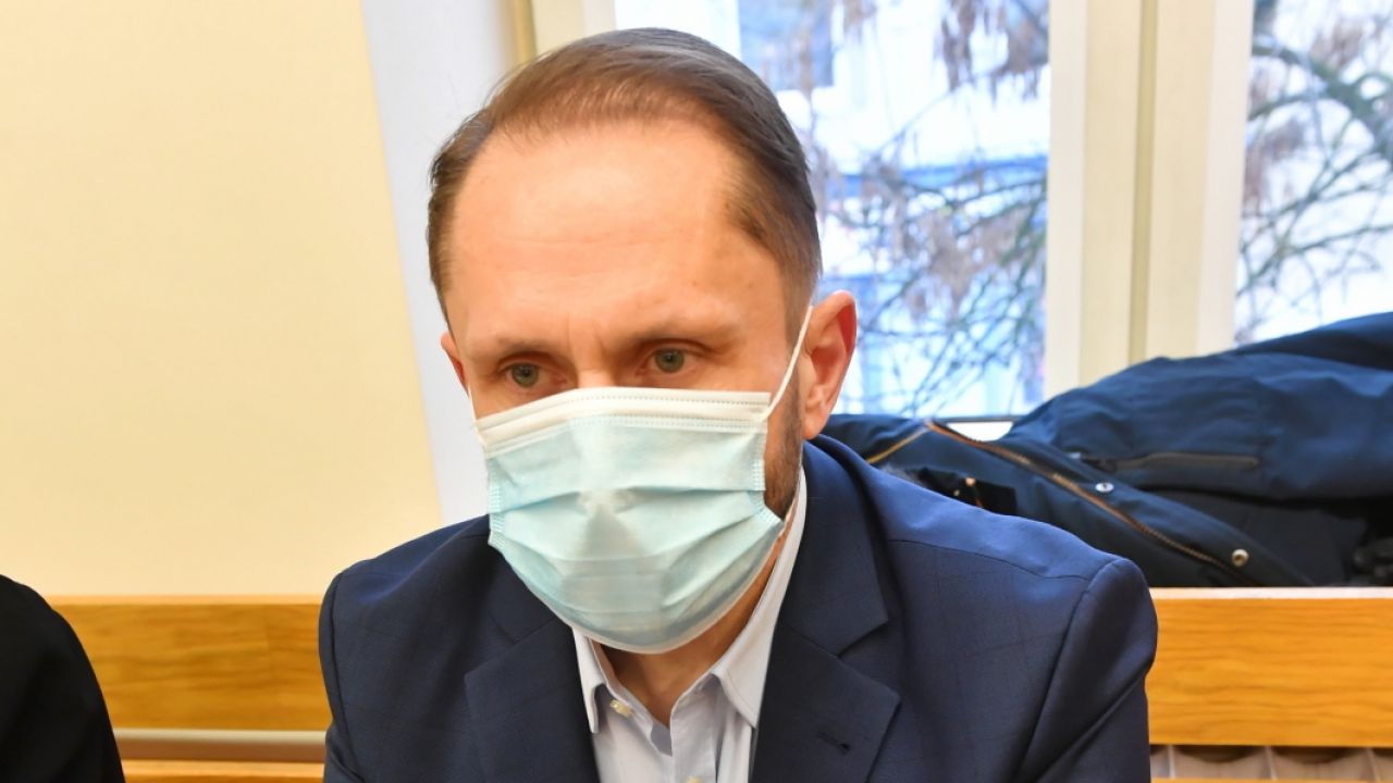 Kamil Durczok na sali Sądu w Piotrkowie Trybunalskim (fot. PAP/Grzegorz Michałowski) Kamil Durczok na sali Sądu w Piotrkowie Trybunalskim (fot. PAP/Grzegorz Michałowski)