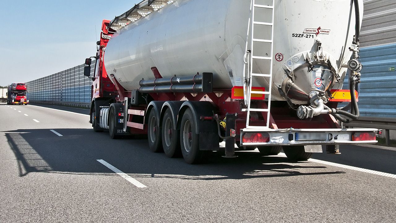 Zarzuty dotyczyły „wyprania” prawie 200 mln zł i dokonania oszustw podatkowych na kwotę blisko 280 mln zł (fot. Shutterstock/Vytautas Kielaitis) Zarzuty dotyczyły „wyprania” prawie 200 mln zł i dokonania oszustw podatkowych na kwotę blisko 280 mln zł (fot. Shutterstock/Vytautas Kielaitis)