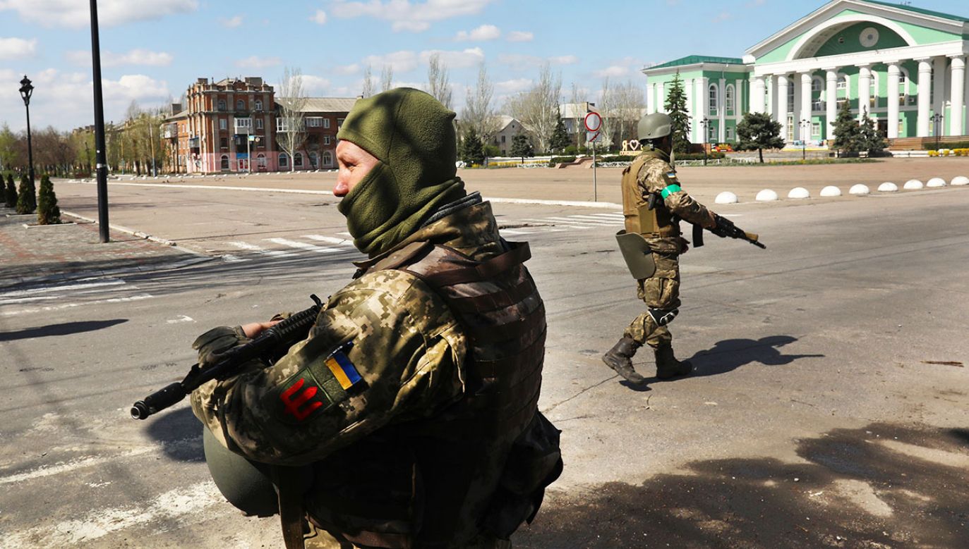 Siły ukraińskie wycofują się z Siewierodoniecka (fot. Carolyn Cole / Los Angeles Times via Getty Images)