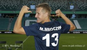 Marcin strzela gola!