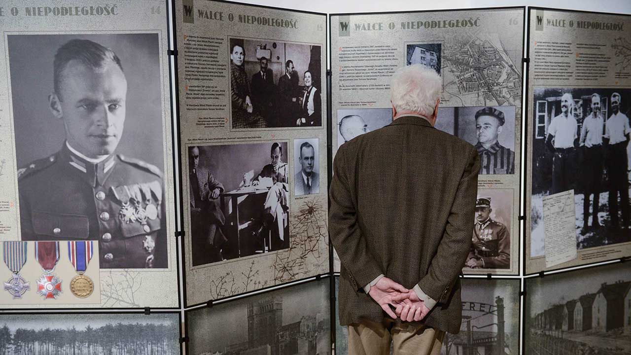 Wystawa IPN „Rotmistrz Witold Pilecki 1901-1948” (fot. arch. PAP/Jakub Kamiński)