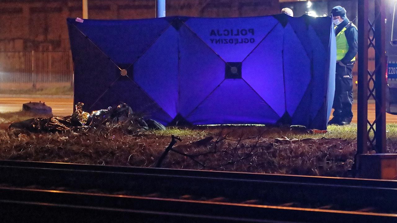 Trwa ustalanie przyczyny i okoliczności wypadku (fot. PAP/Paweł Supernak, zdjęcie ilustracyjne) Trwa ustalanie przyczyny i okoliczności wypadku (fot. PAP/Paweł Supernak, zdjęcie ilustracyjne)