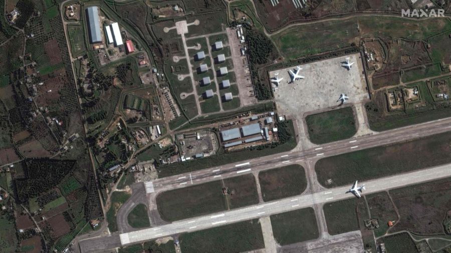 Спадарожнікавы здымак расейскай вайсковай базы ў Сірыі. Крыніца: Maxar Technologies