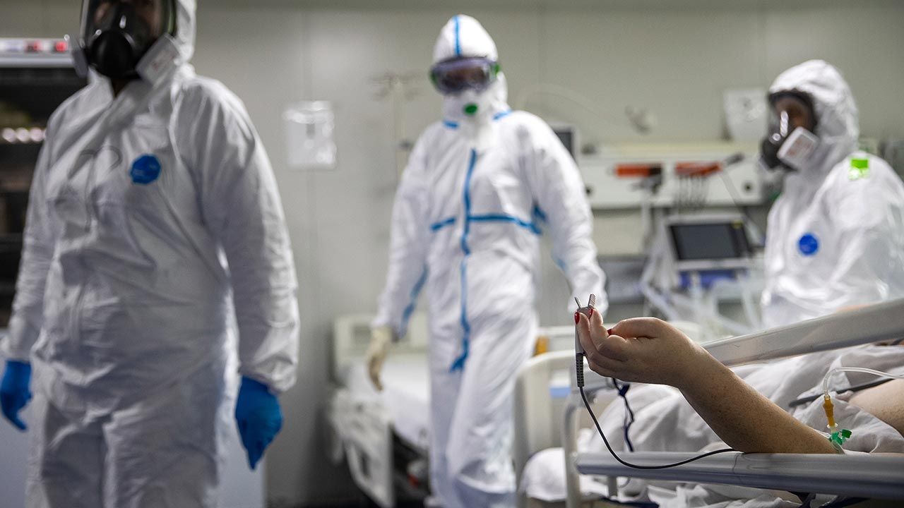 Według kierownictwa sądu, nic nie wskazuje na to, by sędzia zaraziła się w pracy (fot. Stanislav Krasilnikov\TASS via Getty Images) Według kierownictwa sądu, nic nie wskazuje na to, by sędzia zaraziła się w pracy (fot. Stanislav Krasilnikov\TASS via Getty Images)