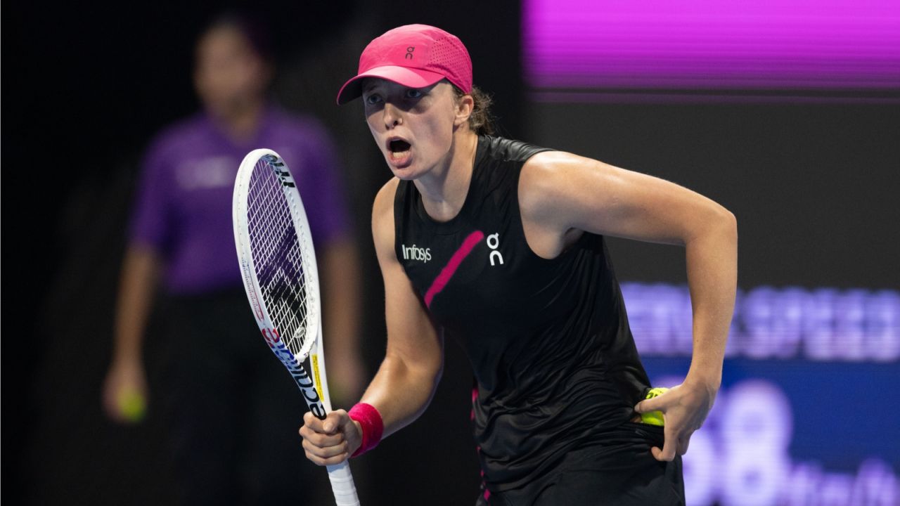 Szalony mecz Świątek! Sześć przełamań z rzędu w secie | TVP SPORT