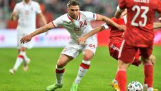 Jakub Świerczok strzela na 1:0 (fot. PAP)
