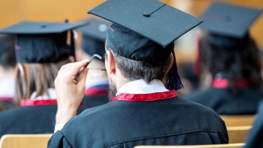 Leszno: rozpoczął się nabór wniosków o stypendia dla studentów (fot. PAP)