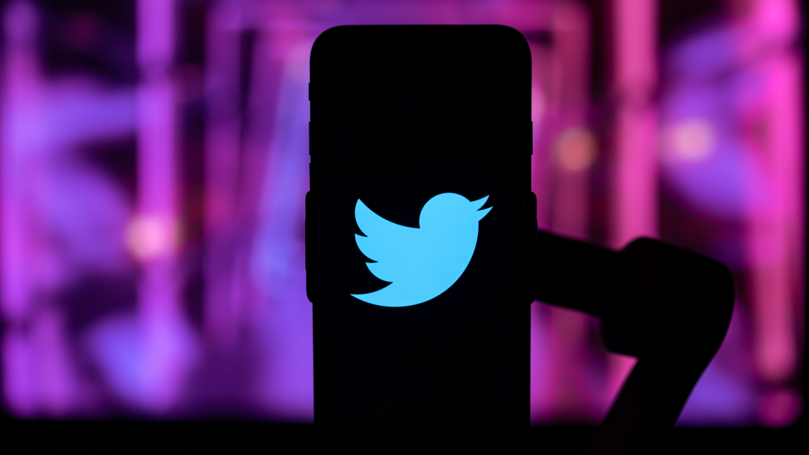 Илон Мъск милиардерът собственик на Twitter обяви в неделя намерението