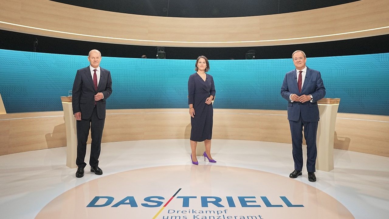 Olaf Scholz, Annalena Baerbock i Armin Laschet (fot. Michael Kappeler - Pool / Getty Images) Olaf Scholz, Annalena Baerbock i Armin Laschet (fot. Michael Kappeler - Pool / Getty Images)