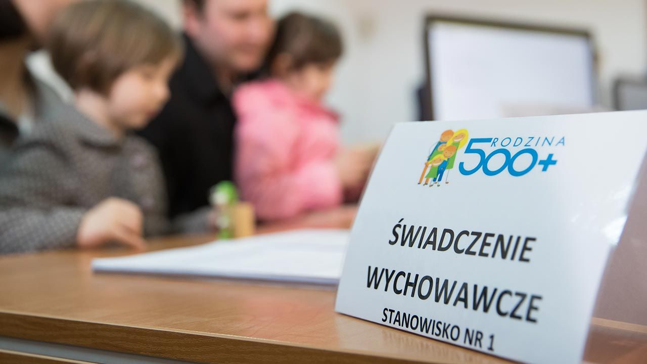 500 Plus przysługuje od narodzin do 18 lat (fot. Forum/Krystian Maj) 500 Plus przysługuje od narodzin do 18 lat (fot. Forum/Krystian Maj)