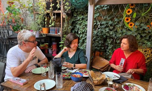 Od prawej: Irena Pręcikowska, Marta Kawczyńska i Dominik Zdort.