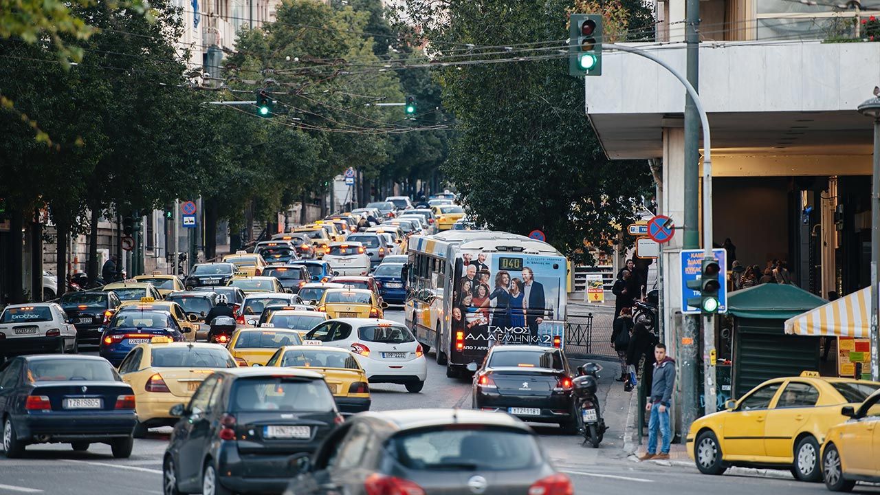 Średnia wieku samochodów osobowych w Grecji wynosi 17 lat (fot. Shutterstock)