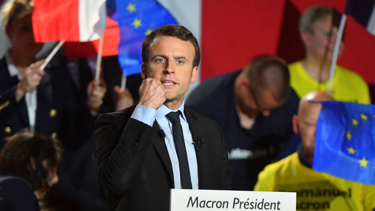 Emmanuel Macron zwyciężył w pierwszej turze wyborów prezydenckich we Francji (fot. Chris Nail/Anadolu Agency/Getty Images) Emmanuel Macron zwyciężył w pierwszej turze wyborów prezydenckich we Francji (fot. Chris Nail/Anadolu Agency/Getty Images)