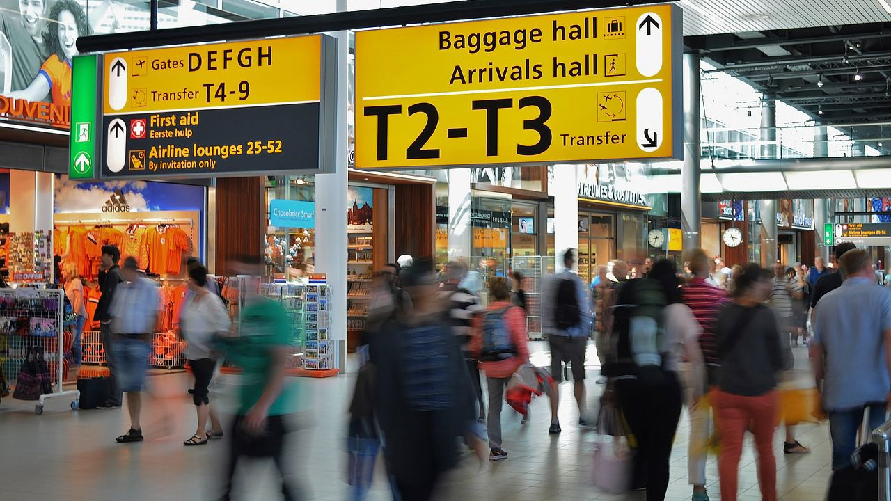 Brak przepustowości na lotniskach doskwiera obecnie całej Europie. CPK to inwestycja oczekiwana przez przewoźników, IATA i Komisję Europejską (fot. pixabay/skitterphoto) Brak przepustowości na lotniskach doskwiera obecnie całej Europie. CPK to inwestycja oczekiwana przez przewoźników, IATA i Komisję Europejską (fot. pixabay/skitterphoto)