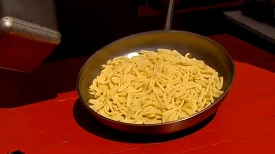 "Jedzielnia" w Poznaniu. Restauratorzy na Placu Wolności