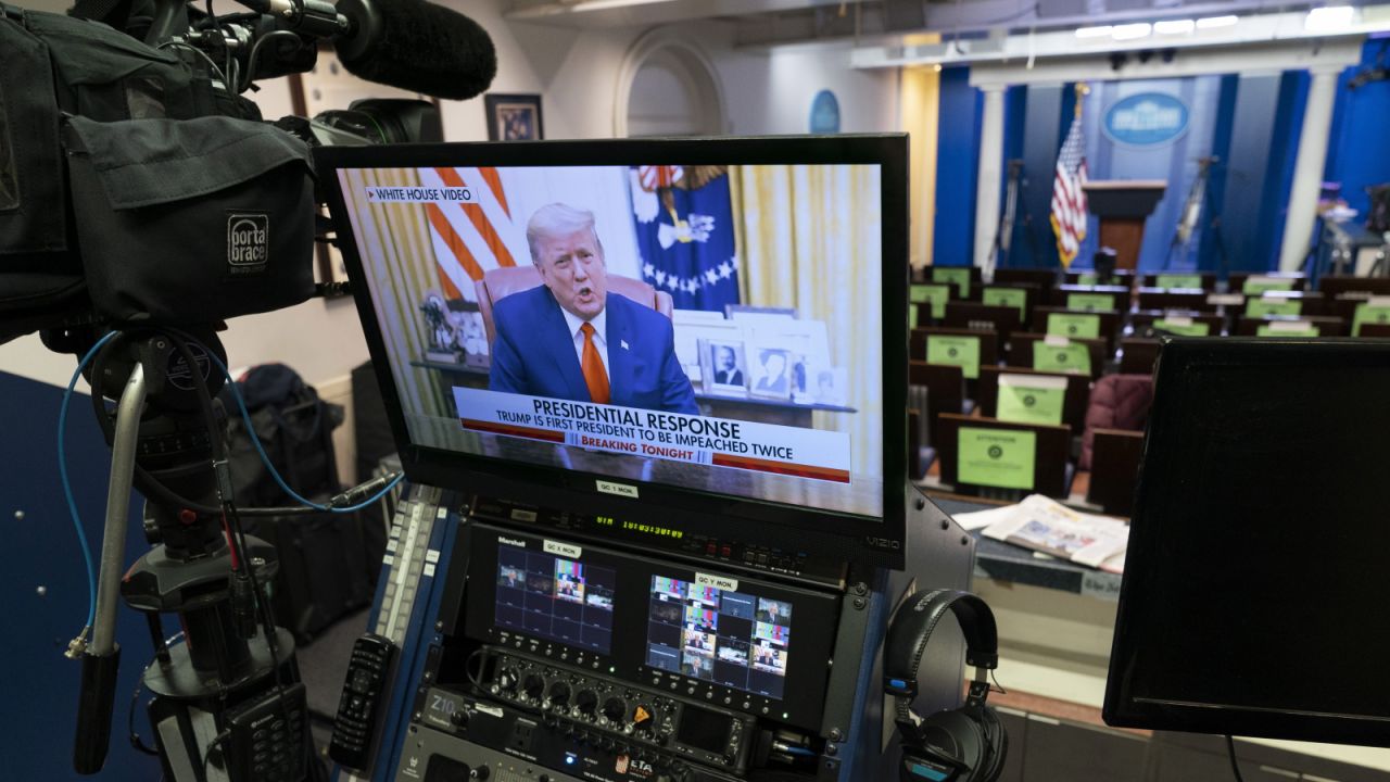 Donald Trump odniósł się do sztrumu na Kapitol (fot. PAP/EPA/Chris Kleponis) Donald Trump odniósł się do sztrumu na Kapitol (fot. PAP/EPA/Chris Kleponis)