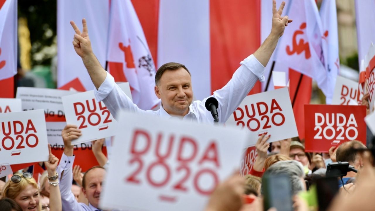 Grupa polonijnych naukowców i liderów polonijnych z USA apeluje o poparcie prezydenta (fot. PAP/Wojtek Jargiło) Grupa polonijnych naukowców i liderów polonijnych z USA apeluje o poparcie prezydenta (fot. PAP/Wojtek Jargiło)