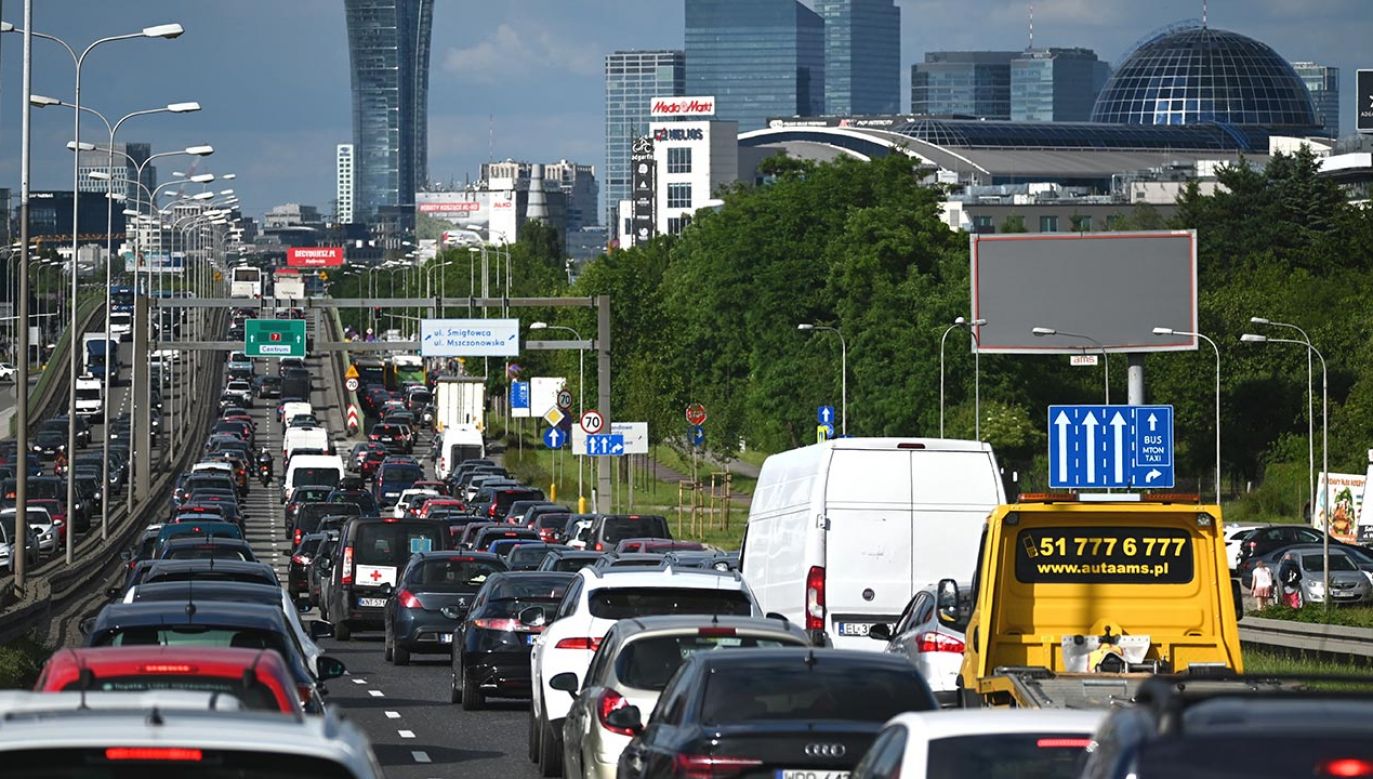 Sytuacja kierowców w Warszawie może ulec pogorszeniu (fot. Aleksiej Witwicki / Forum)