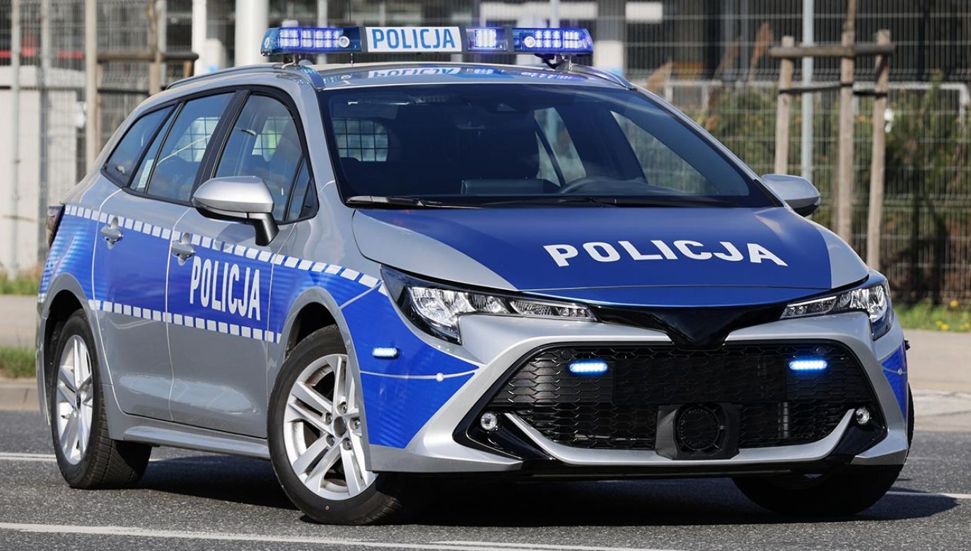 32-latek ukradł policjantom radiowóz (fot. Shutterstock)