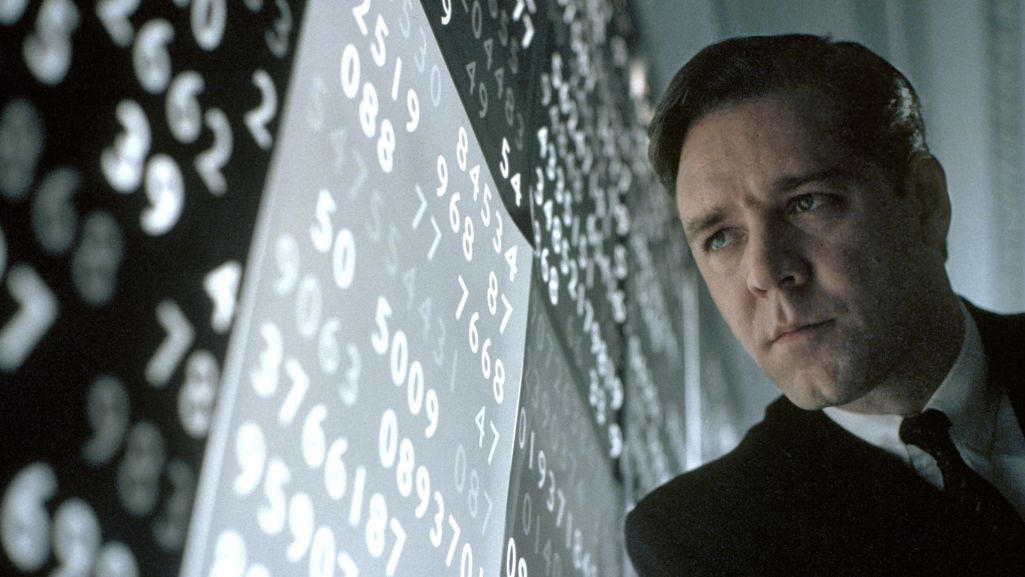 W filmie „Piękny umysł” Russell Crowe zagrał genialnego matematyka. Fot. Materiały prasowe TVP