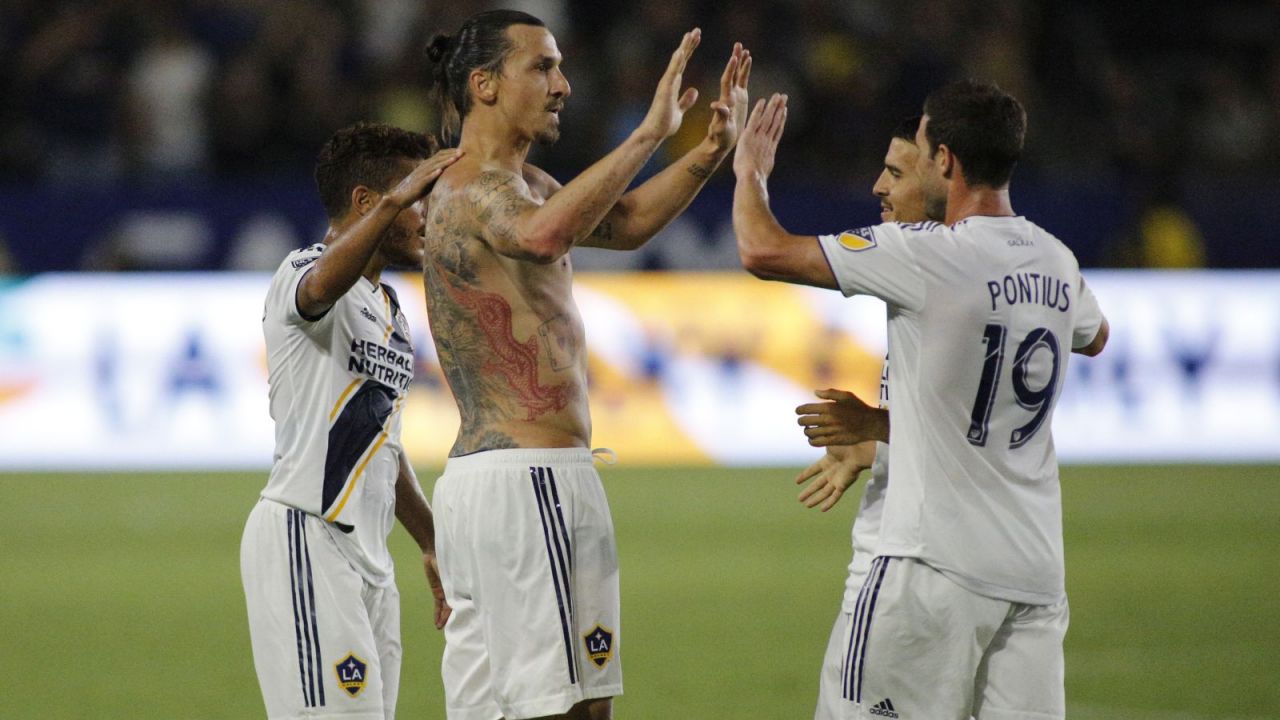 Zlatan Ibrahimović (Ś) (fot. Getty)