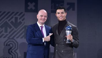 Cristiano Ronaldo i Gianni Infantino (fot. Getty Images) Cristiano Ronaldo i Gianni Infantino (fot. Getty Images)