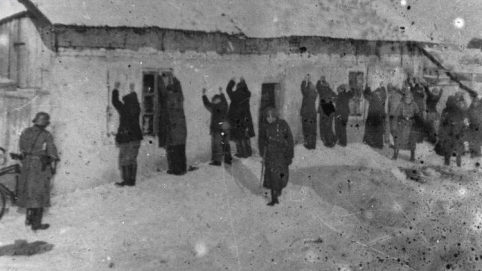 Dec. 27 massacre one of first mass atrocities committed by Germans in Poland: UK historian - Vimarsana News