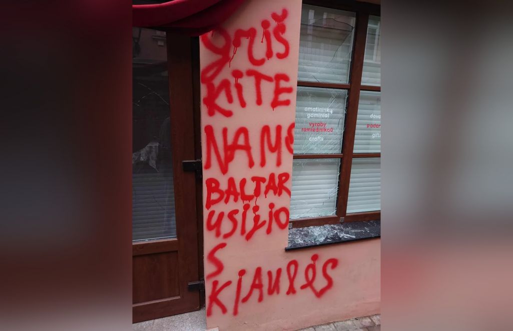 Наступствы нападу на беларускую краму «Kropka» у Вільні, Літва. 28 ліпеня 2024 года. (Фота: «Новая газета. Балтия»)